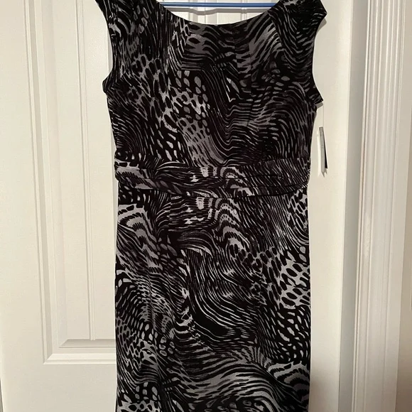 Size Large new with tags AB studio dress - Picture 4 of 4